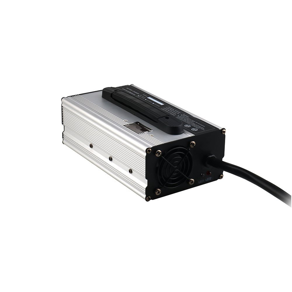 DL900 LiFePO4 Fast Charger 48V - đánh giá và giá Ev Charger